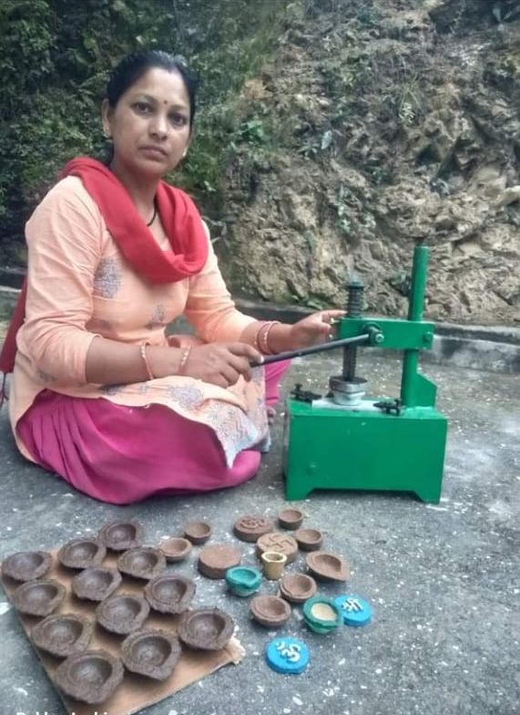 Himalayan weaving on handloom